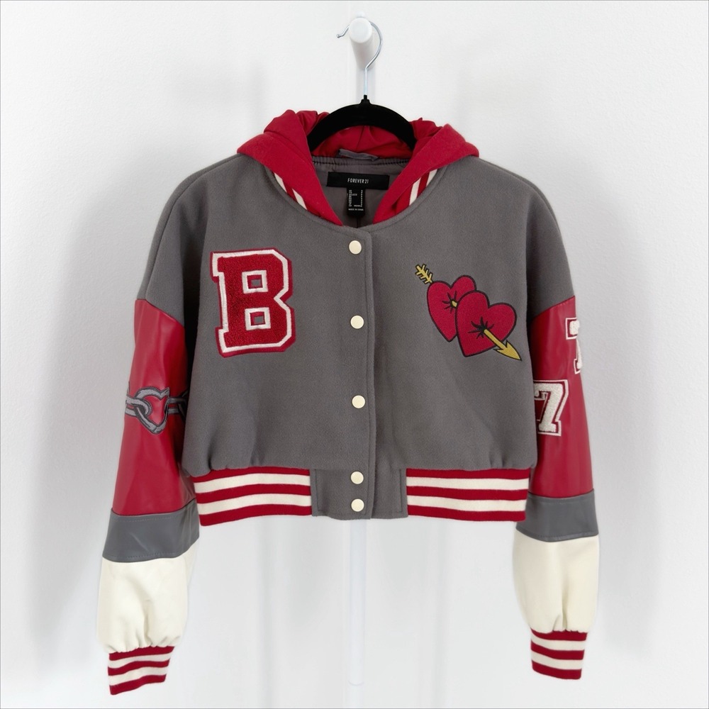 Forever 21 Cropped Bomber Jacket Womens Small Red Baby Girl Academia Preppy Y2K